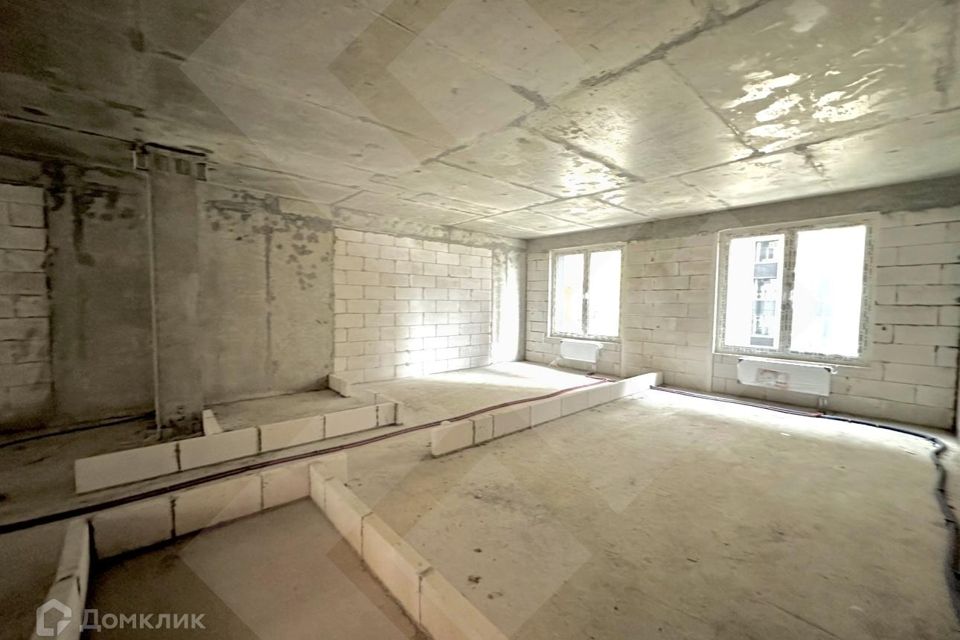 Продаётся 1-комнатная квартира, 43 м²