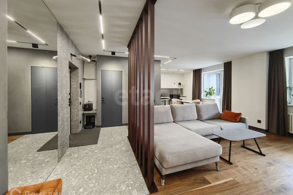 Продаётся 3-комнатная квартира, 99.3 м²