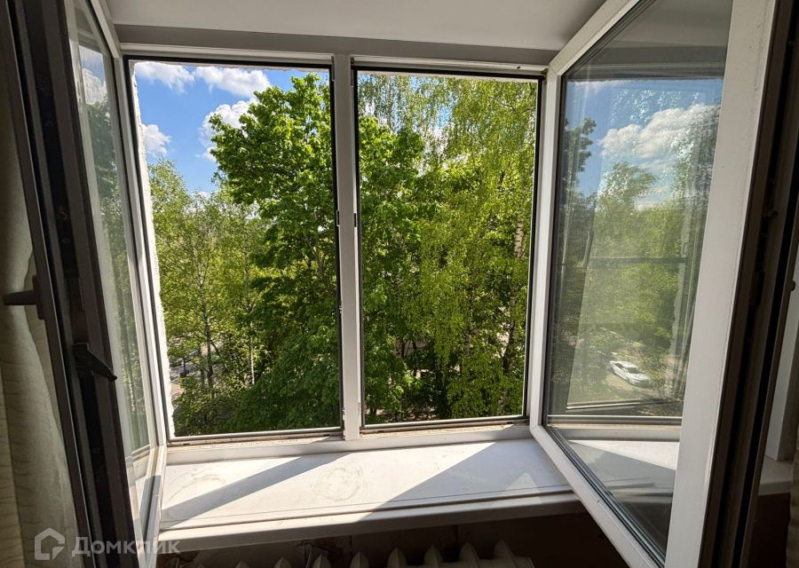 Продаётся 3-комнатная квартира, 55.7 м²
