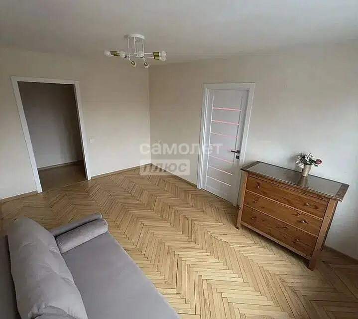 Продаётся 3-комнатная квартира, 50 м²