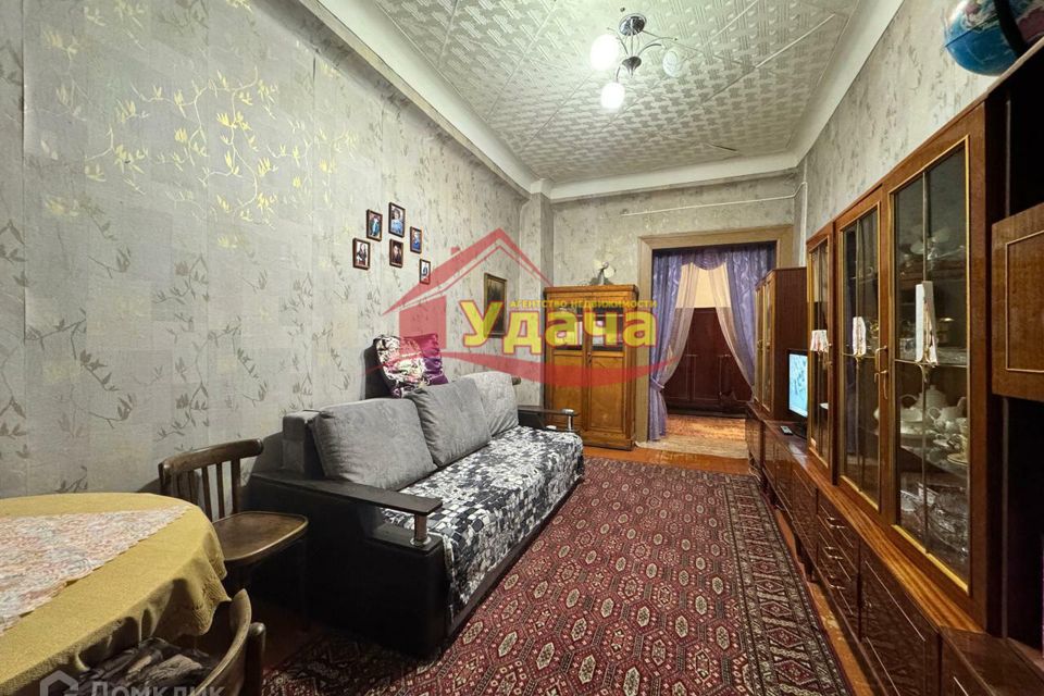 Продаётся 3-комнатная квартира, 69.5 м²