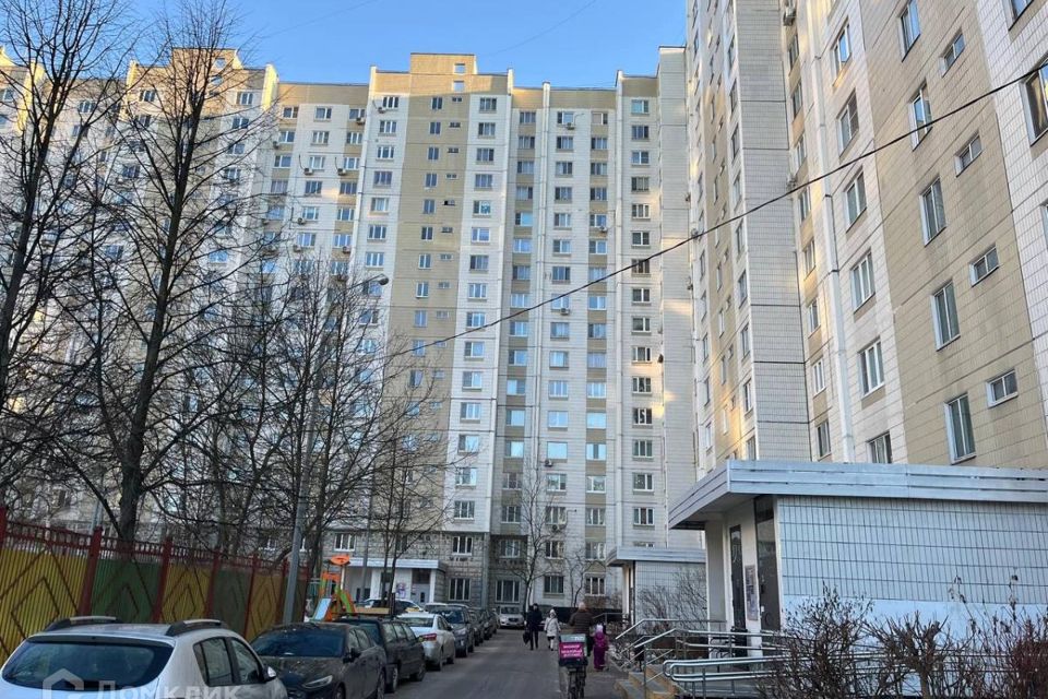 Продаётся 1-комнатная квартира, 37.9 м²