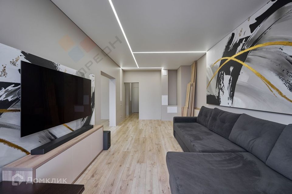 Продаётся 2-комнатная квартира, 70.7 м²