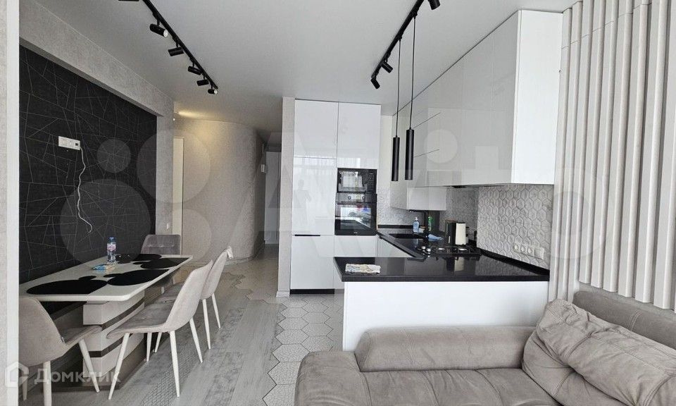 Продаётся 3-комнатная квартира, 76 м²