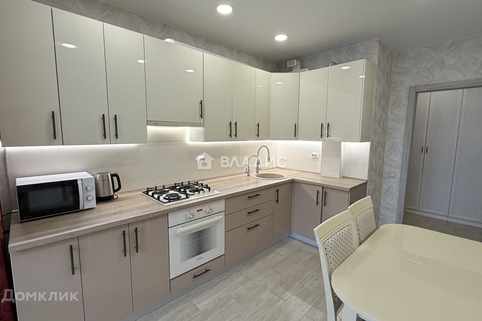 Продаётся 2-комнатная квартира, 60 м²