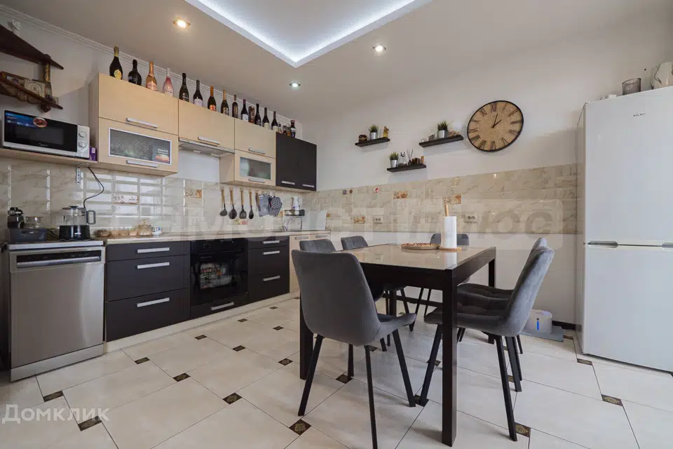 Продаётся 2-комнатная квартира, 66.9 м²