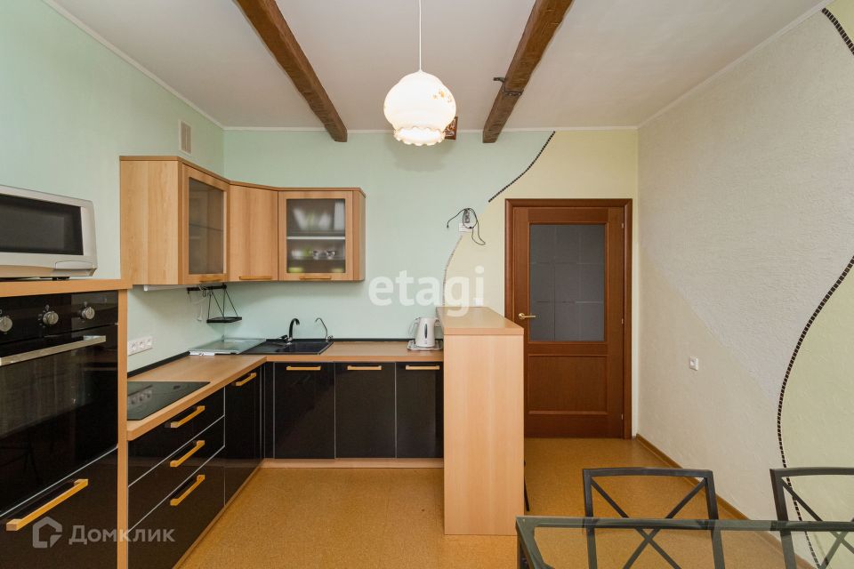 Продаётся 2-комнатная квартира, 86 м²