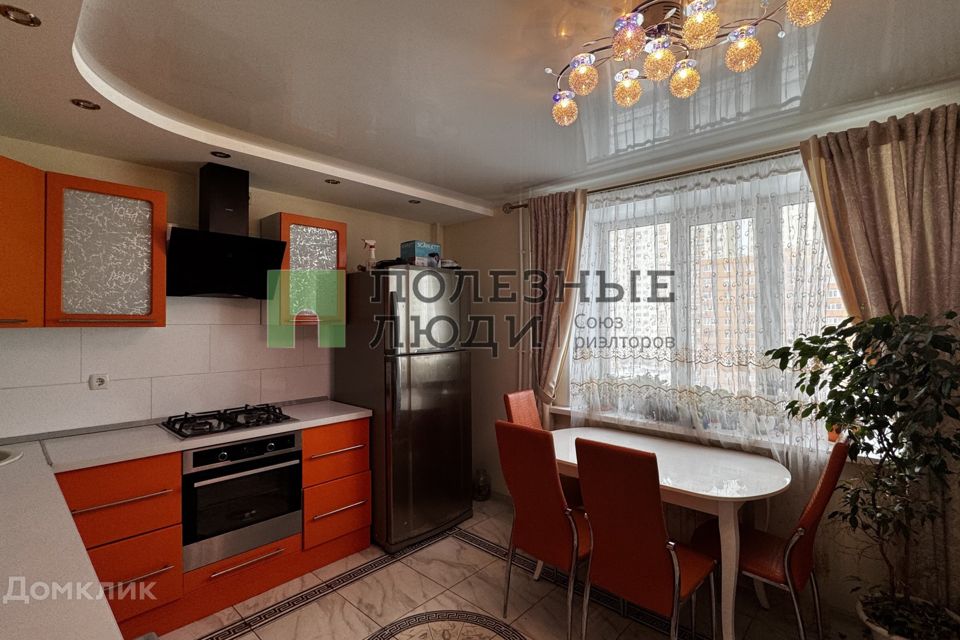 Продаётся 2-комнатная квартира, 65 м²