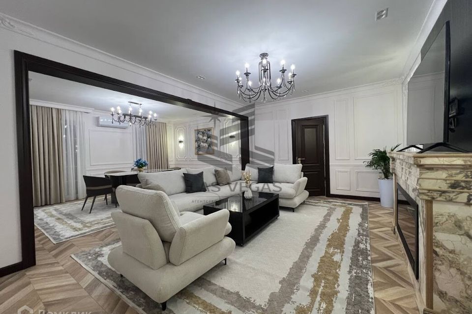 Сдаётся 3-комнатная квартира, 117 м²
