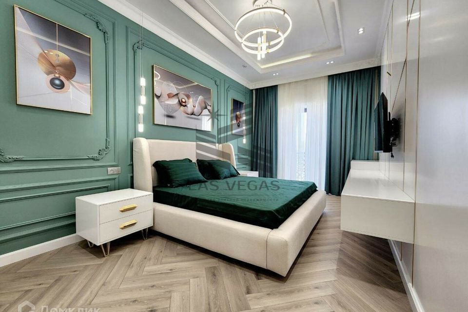 Сдаётся 3-комнатная квартира, 118 м²