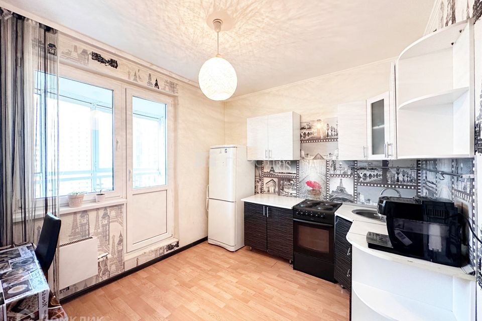 Продаётся 2-комнатная квартира, 61.5 м²