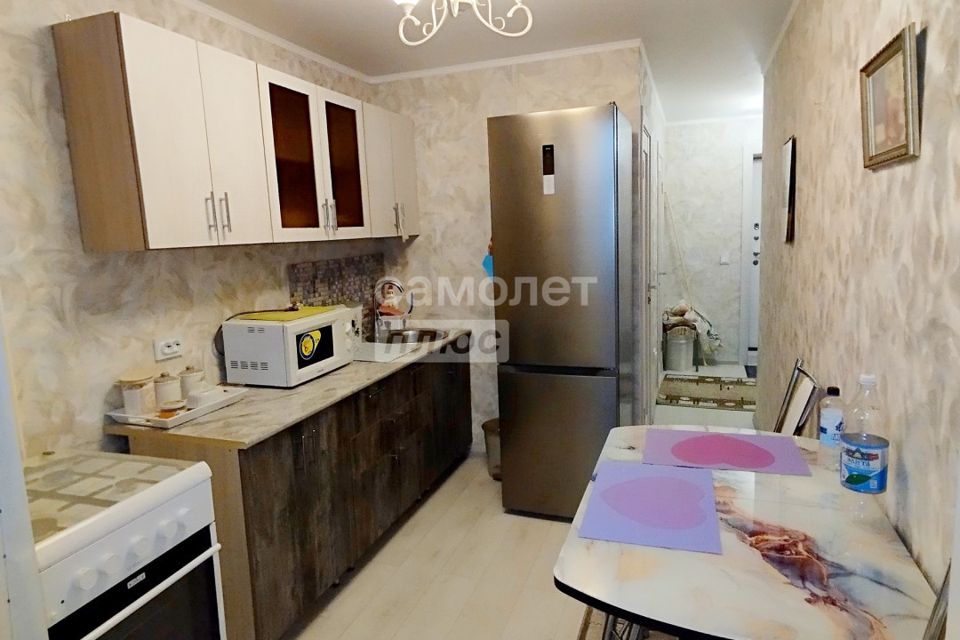 Продаётся 1-комнатная квартира, 40.7 м²