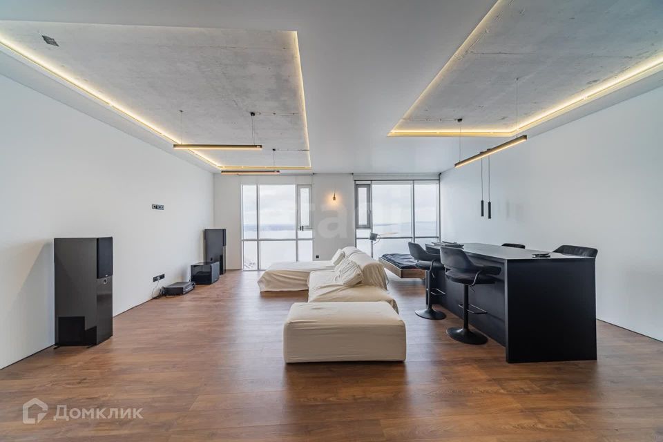 Продаётся студия, 62 м²