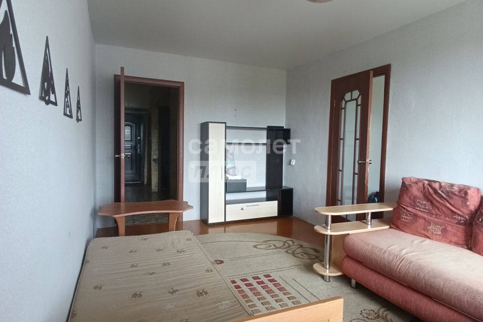Продаётся 3-комнатная квартира, 47.5 м²