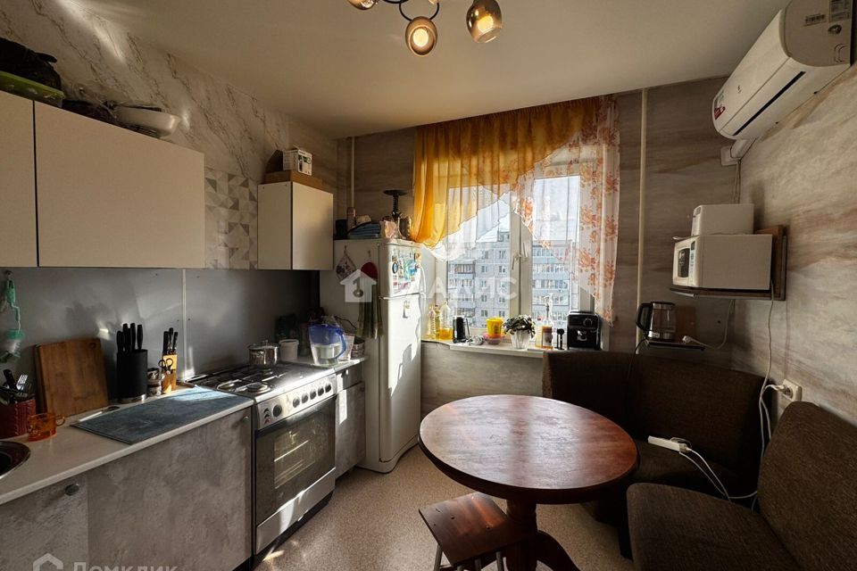 Продаётся 2-комнатная квартира, 52.7 м²