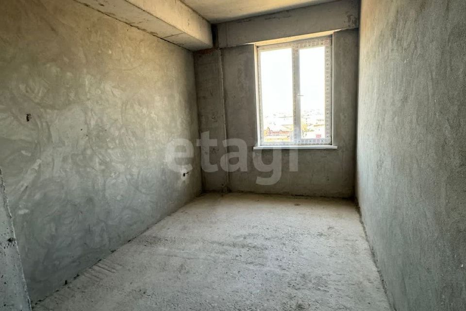 Продаётся 3-комнатная квартира, 114 м²