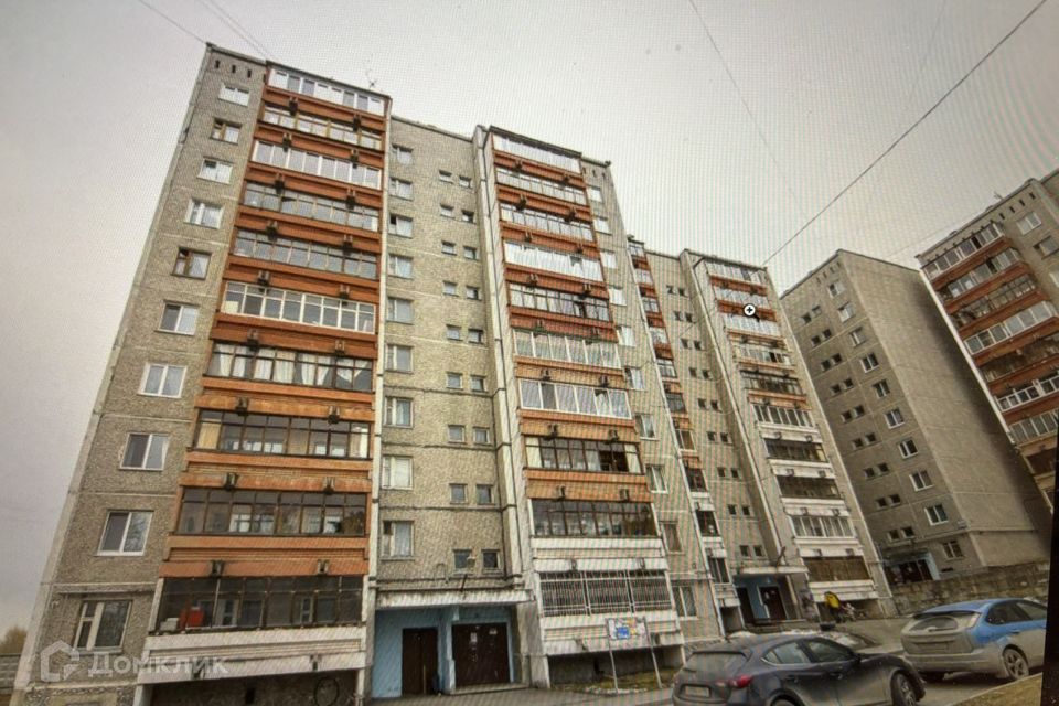 Продаётся 4-комнатная квартира, 113.5 м²