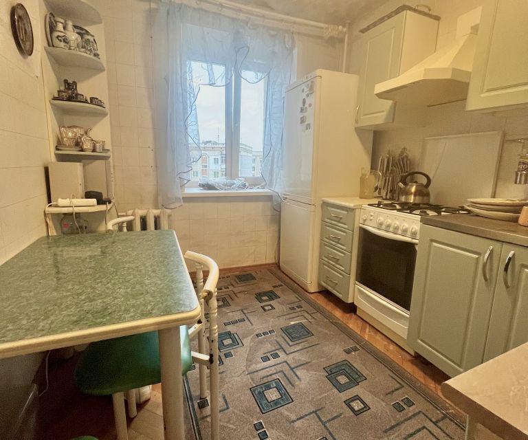 Сдаётся 2-комнатная квартира, 53 м²