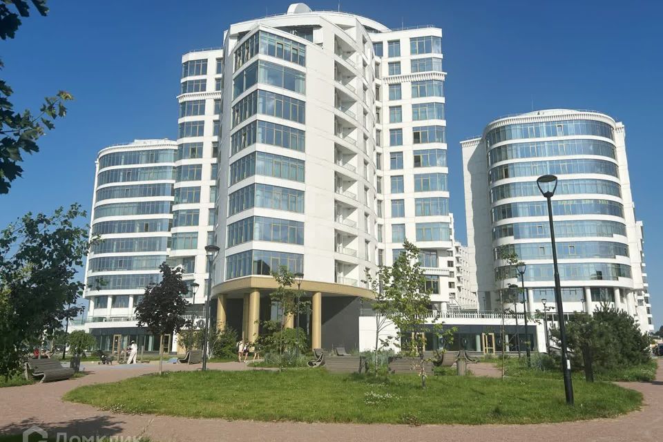 Продаётся 1-комнатная квартира, 51.2 м²