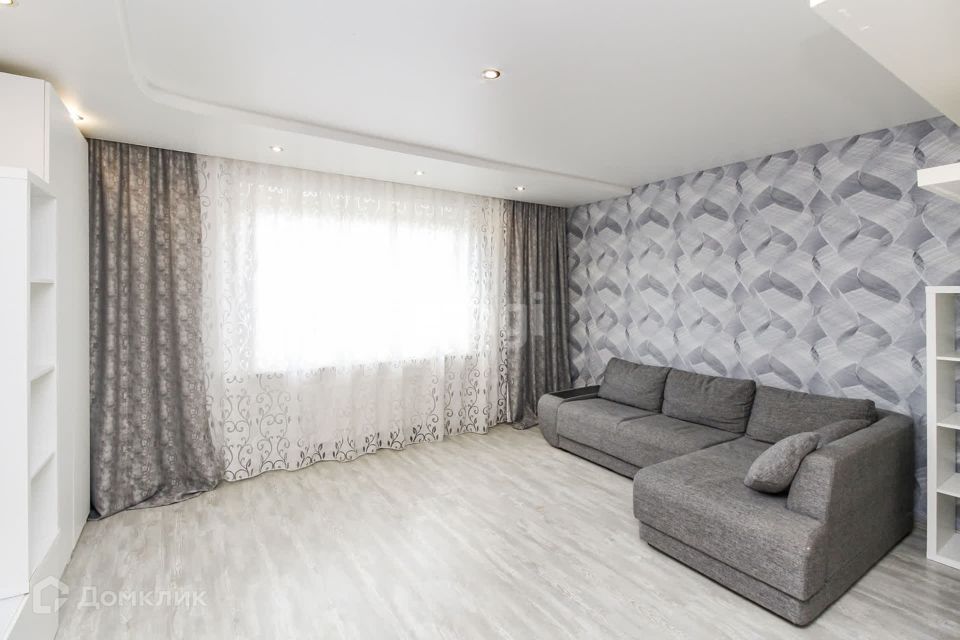 Продаётся 1-комнатная квартира, 43 м²