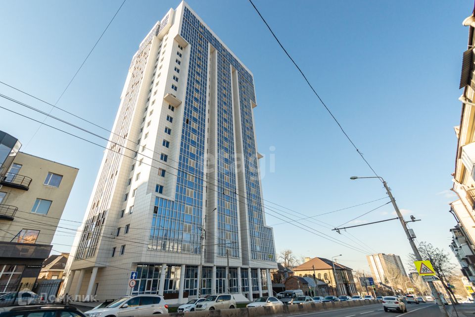 Продаётся 1-комнатная квартира, 54 м²