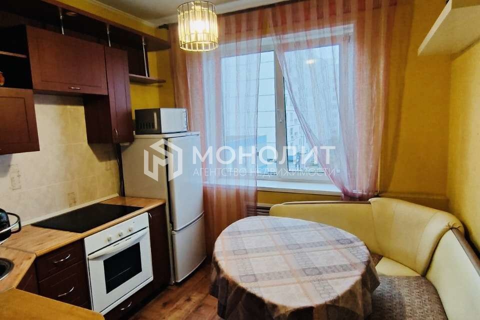 Сдаётся 2-комнатная квартира, 52 м²