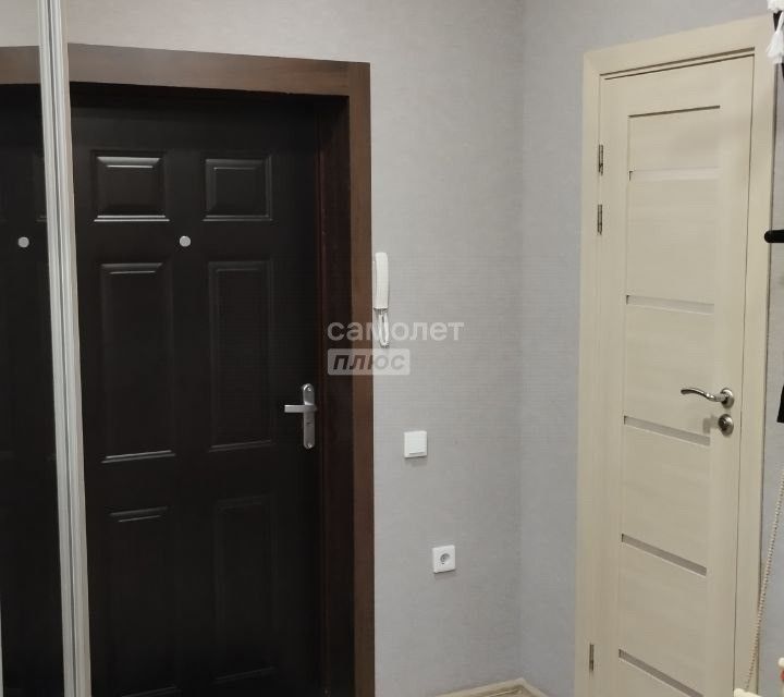 Продаётся 1-комнатная квартира, 42.6 м²