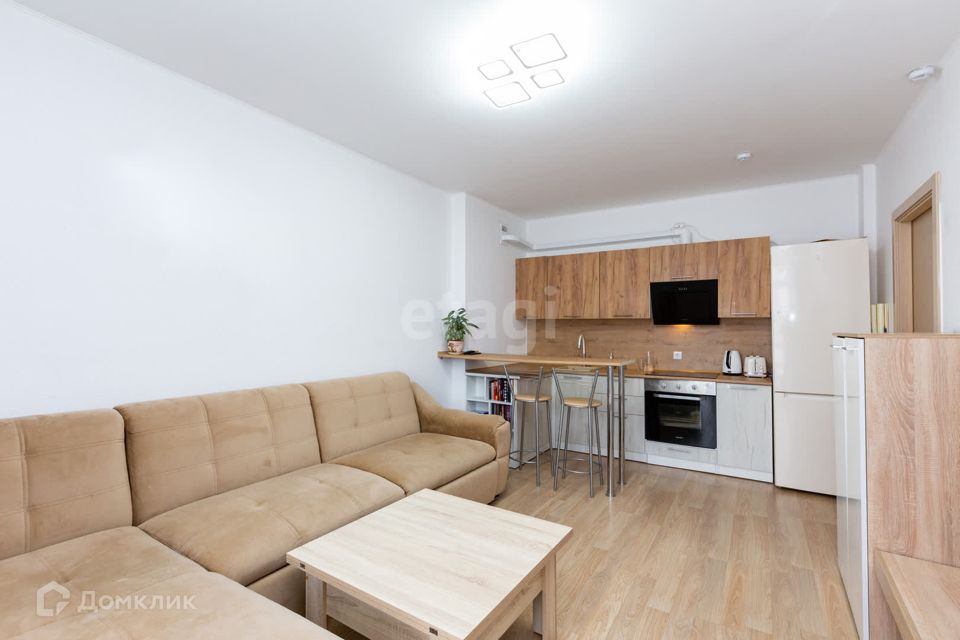 Продаётся 2-комнатная квартира, 61.1 м²