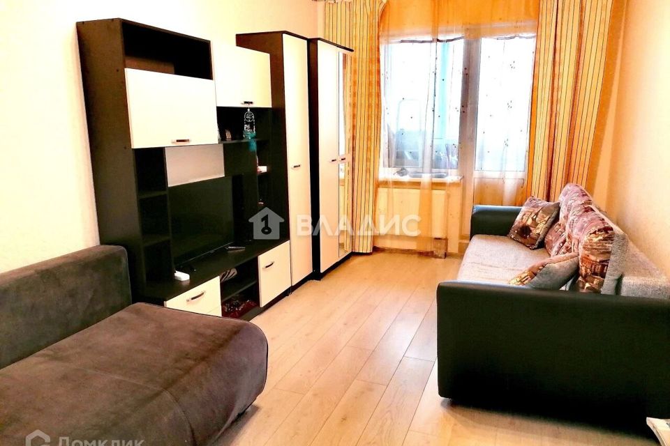 Продаётся 2-комнатная квартира, 56.8 м²