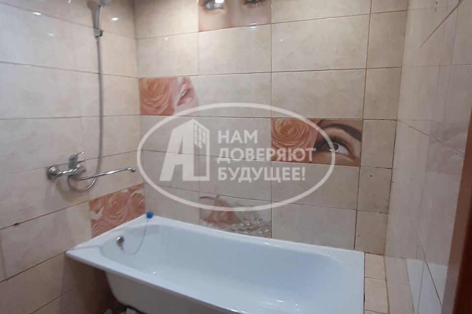 Продаётся 3-комнатная квартира, 64.7 м²