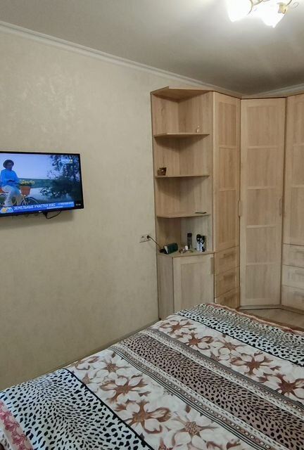 Сдаётся 3 комнаты в 3-комн. квартире, 14 м²