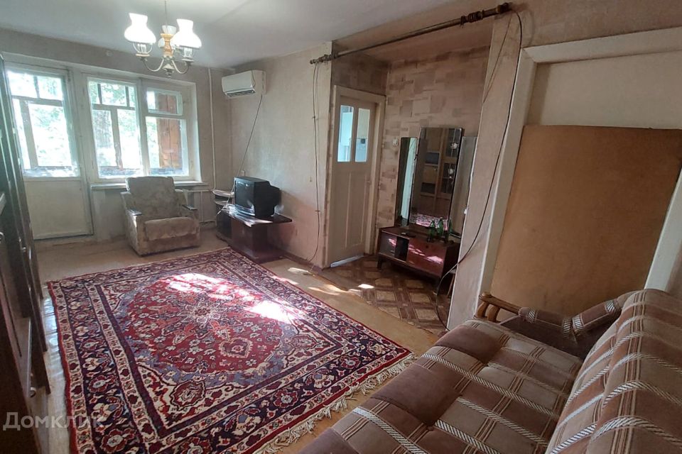 Продаётся 3-комнатная квартира, 55.7 м²