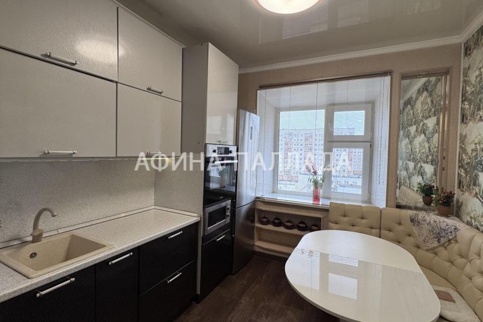 Продаётся 3-комнатная квартира, 67.6 м²