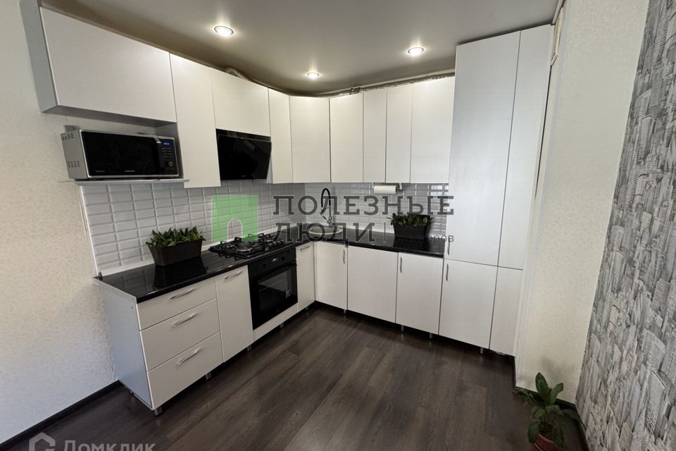 Продаётся 2-комнатная квартира, 67.6 м²