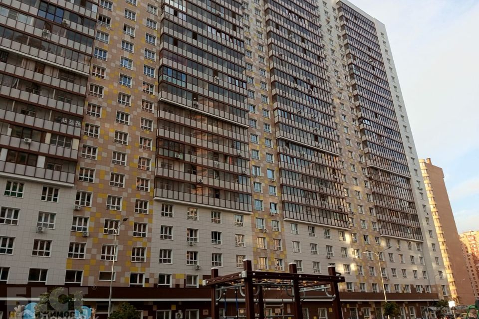 Продаётся 2-комнатная квартира, 71 м²