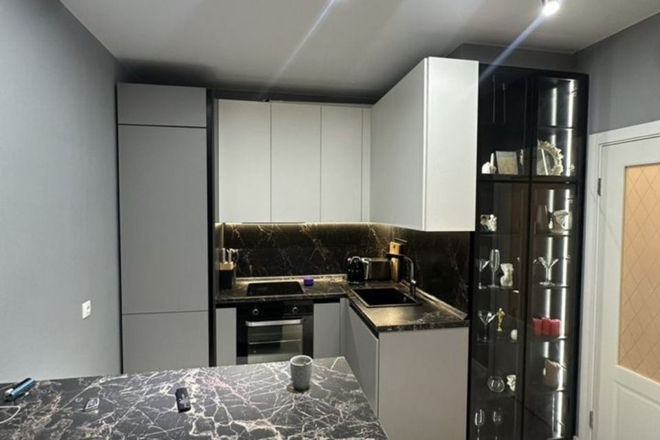 Продаётся 2-комнатная квартира, 53.5 м²