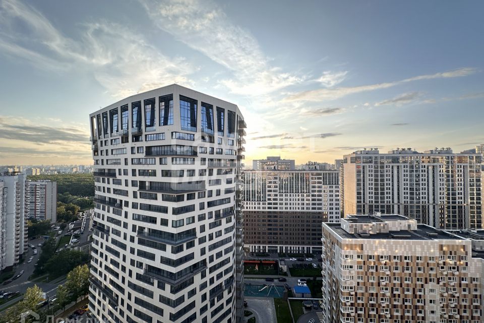 Продаётся 3-комнатная квартира, 77 м²