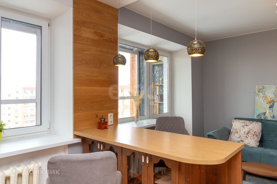 Продаётся 1-комнатная квартира, 56.5 м²