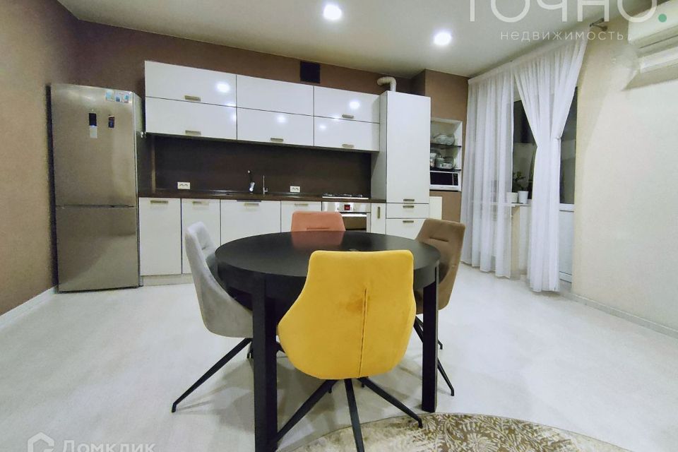 Продаётся 2-комнатная квартира, 61.6 м²