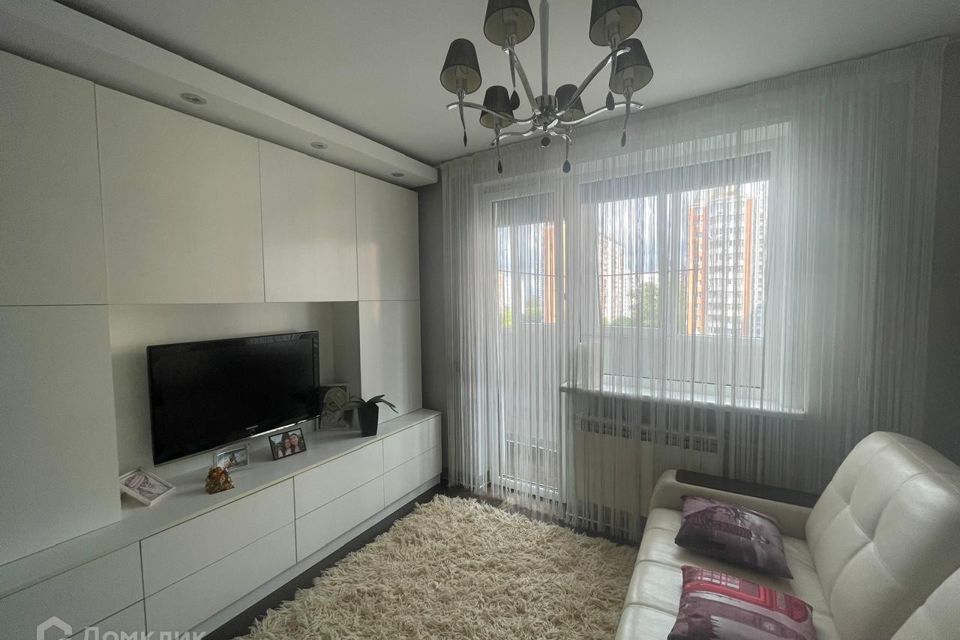 Продаётся 1-комнатная квартира, 38 м²