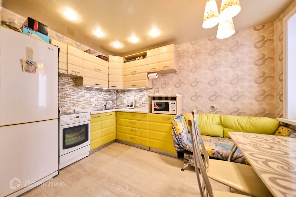 Продаётся 3-комнатная квартира, 70.1 м²