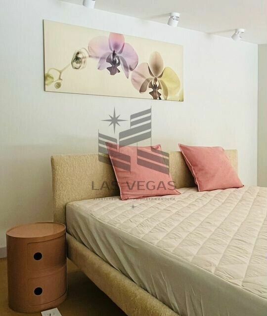 Сдаётся 2-комнатная квартира, 55 м²
