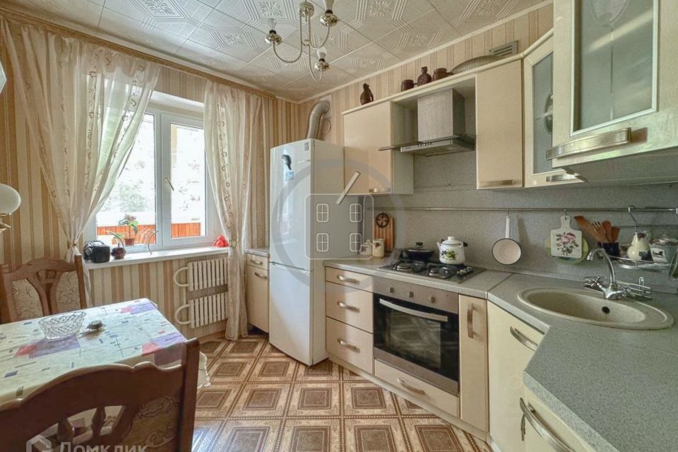 Продаётся 3-комнатная квартира, 61.9 м²