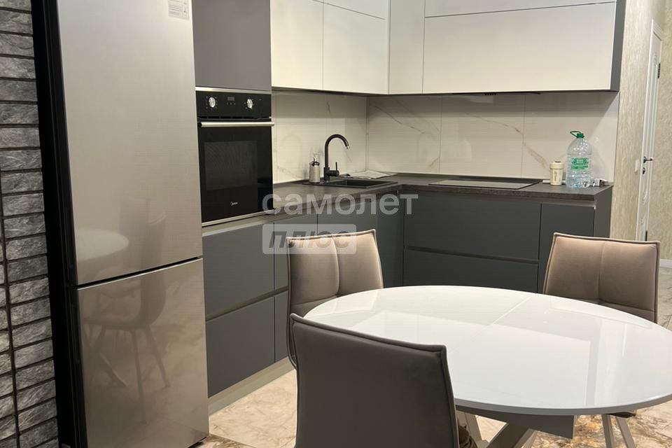 Сдаётся 1-комнатная квартира, 41.4 м²
