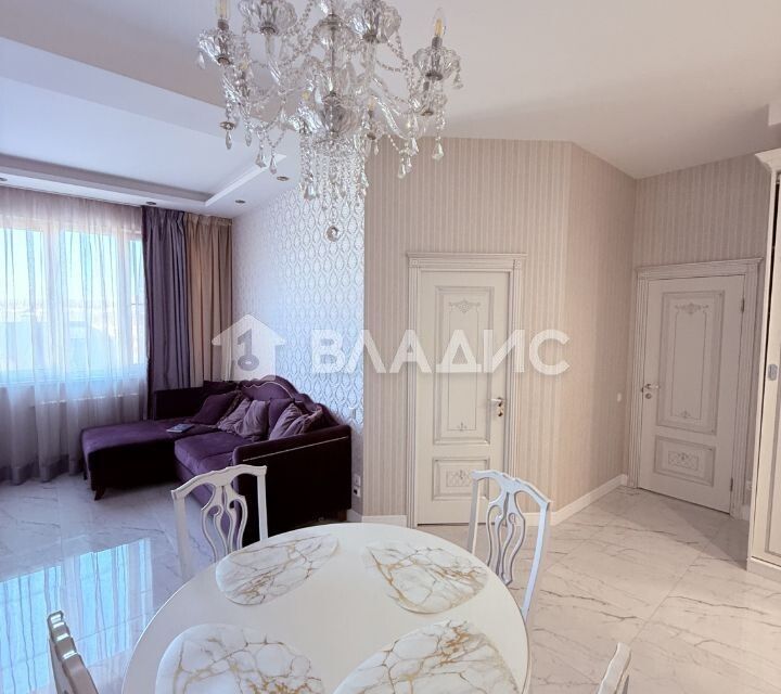 Продаётся 2-комнатная квартира, 75 м²