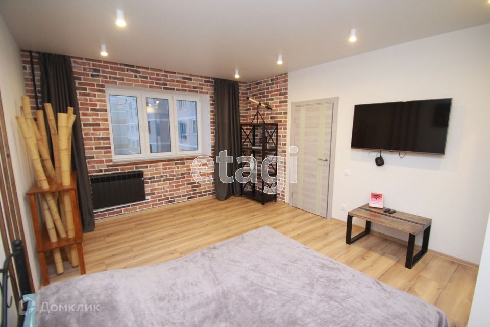 Продаётся 1-комнатная квартира, 48 м²