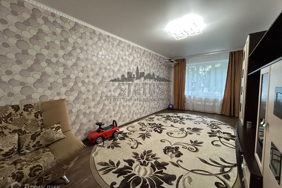 Продаётся 3-комнатная квартира, 57.3 м²
