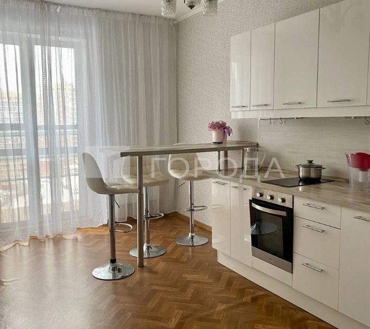 Сдаётся 1-комнатная квартира, 42 м²