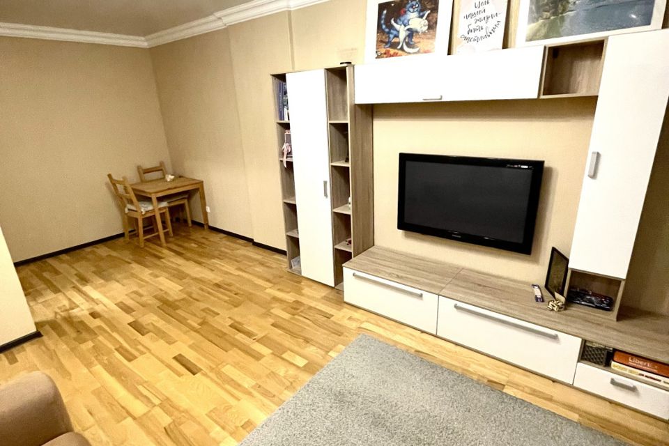 Продаётся 1-комнатная квартира, 37.5 м²