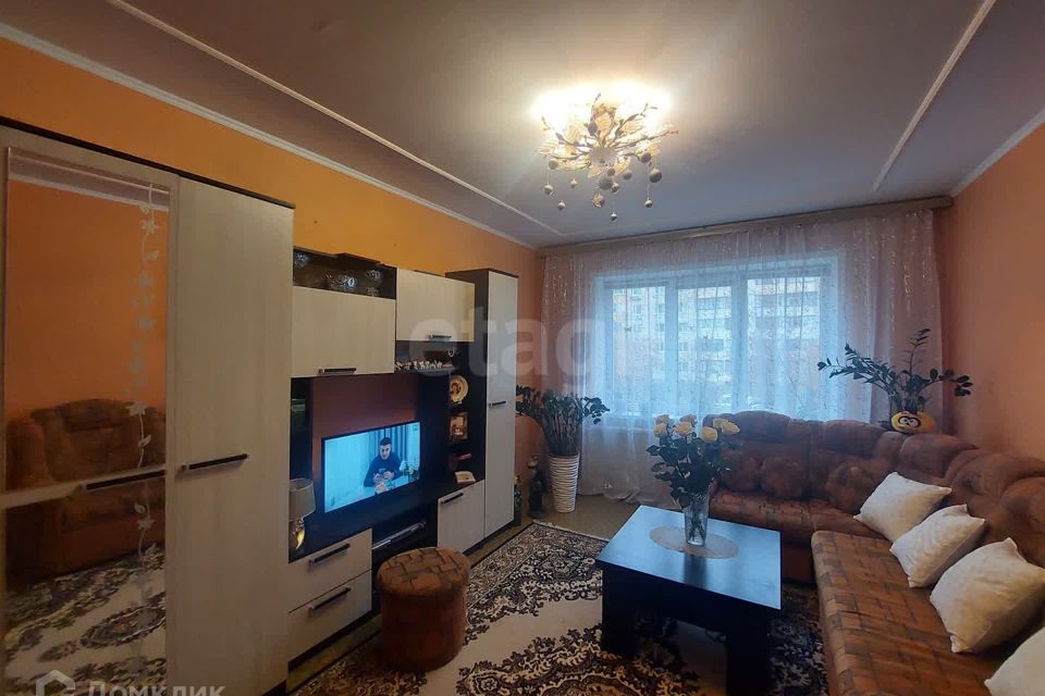 Продаётся 3-комнатная квартира, 63 м²